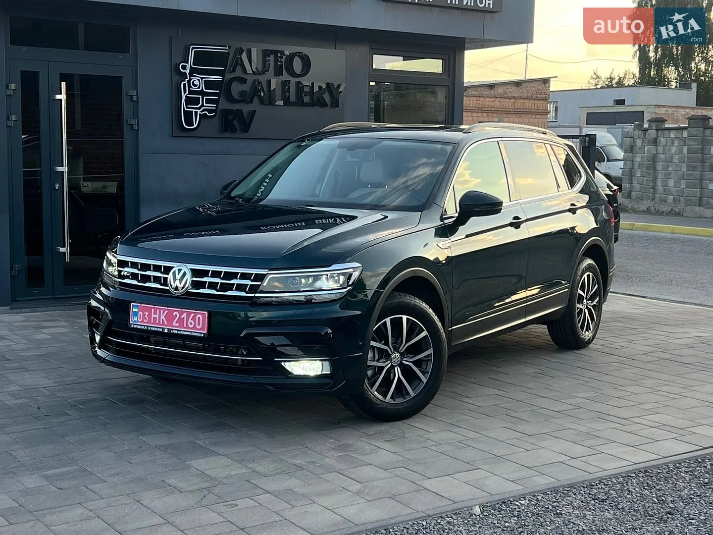 2019 Volkswagen Tiguan - фото 1