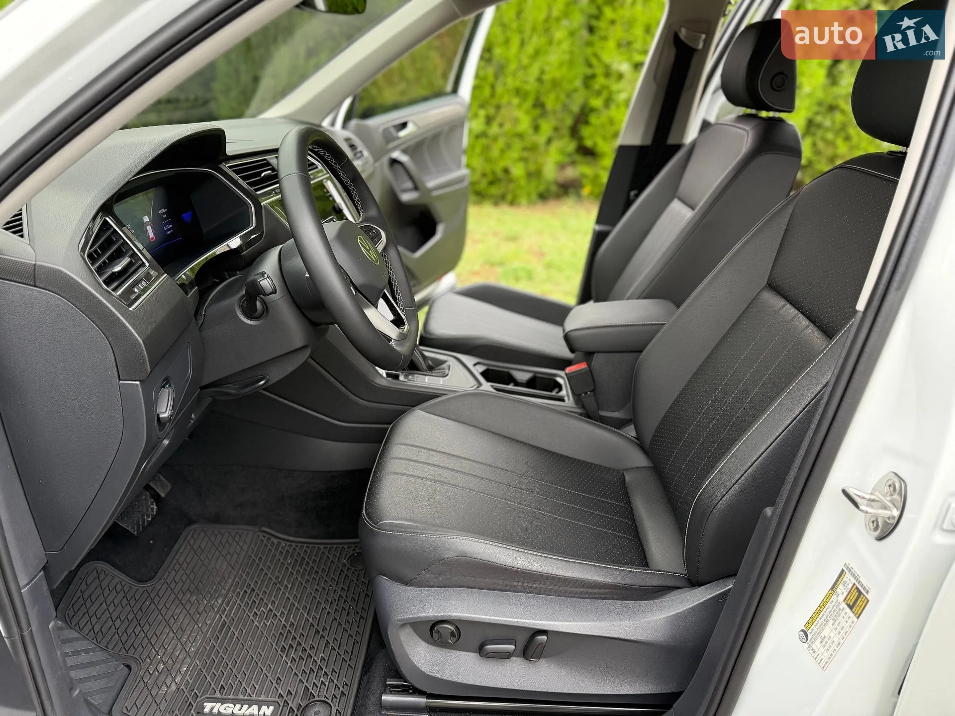2023 Volkswagen Tiguan - мініатюра 21