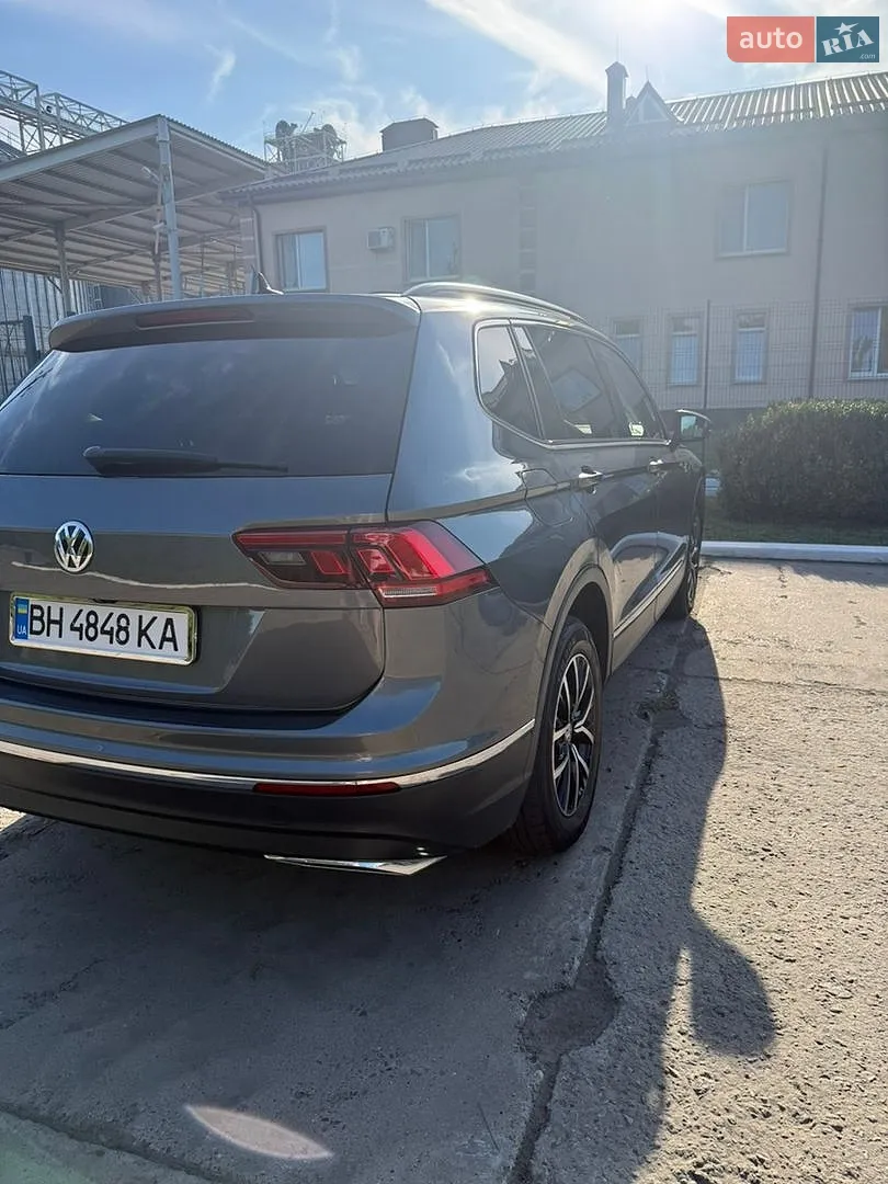 2021 Volkswagen Tiguan - мініатюра 10
