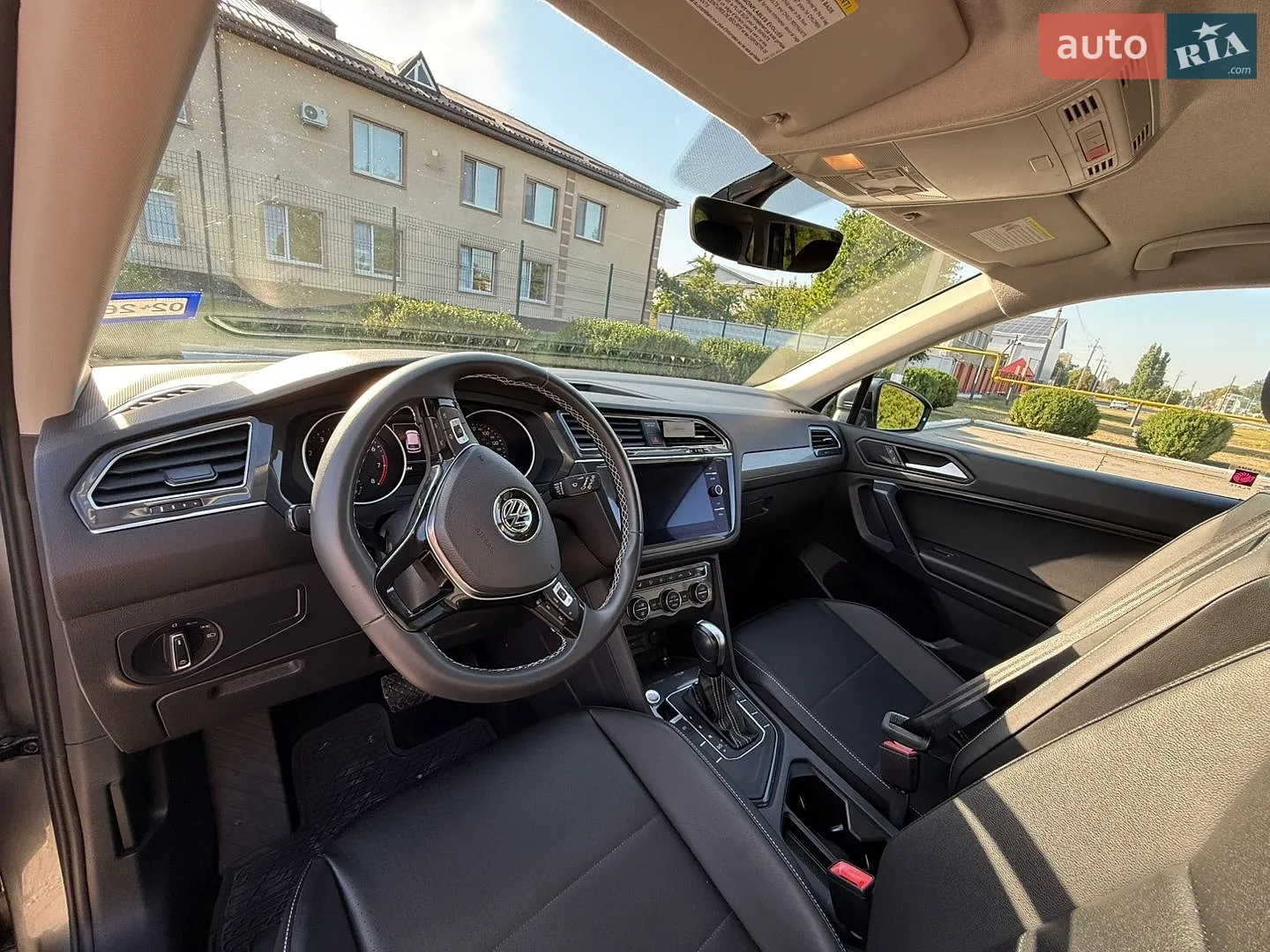 2021 Volkswagen Tiguan - мініатюра 16