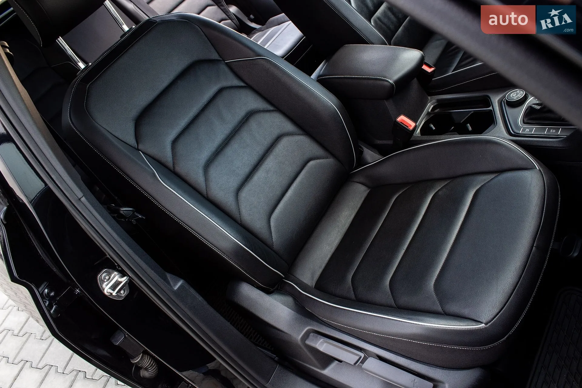 2021 Volkswagen Tiguan - мініатюра 45