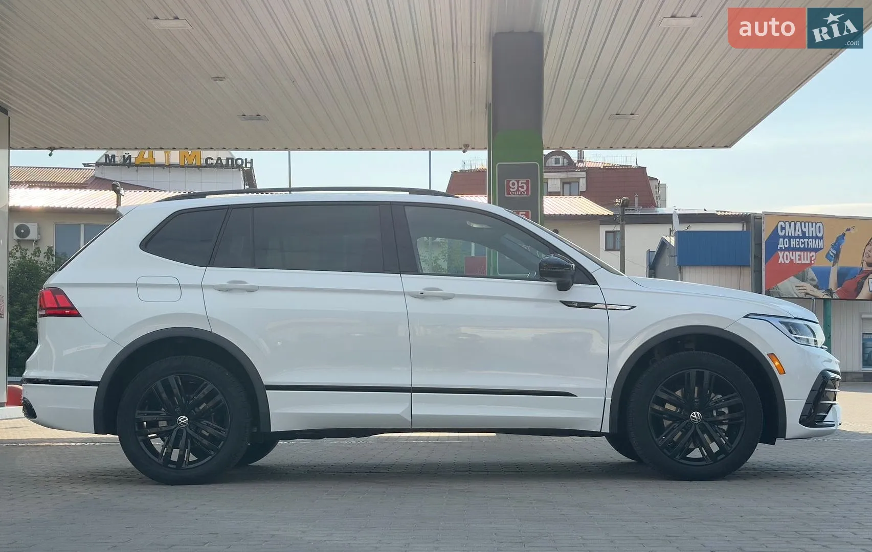2021 Volkswagen Tiguan - мініатюра 26