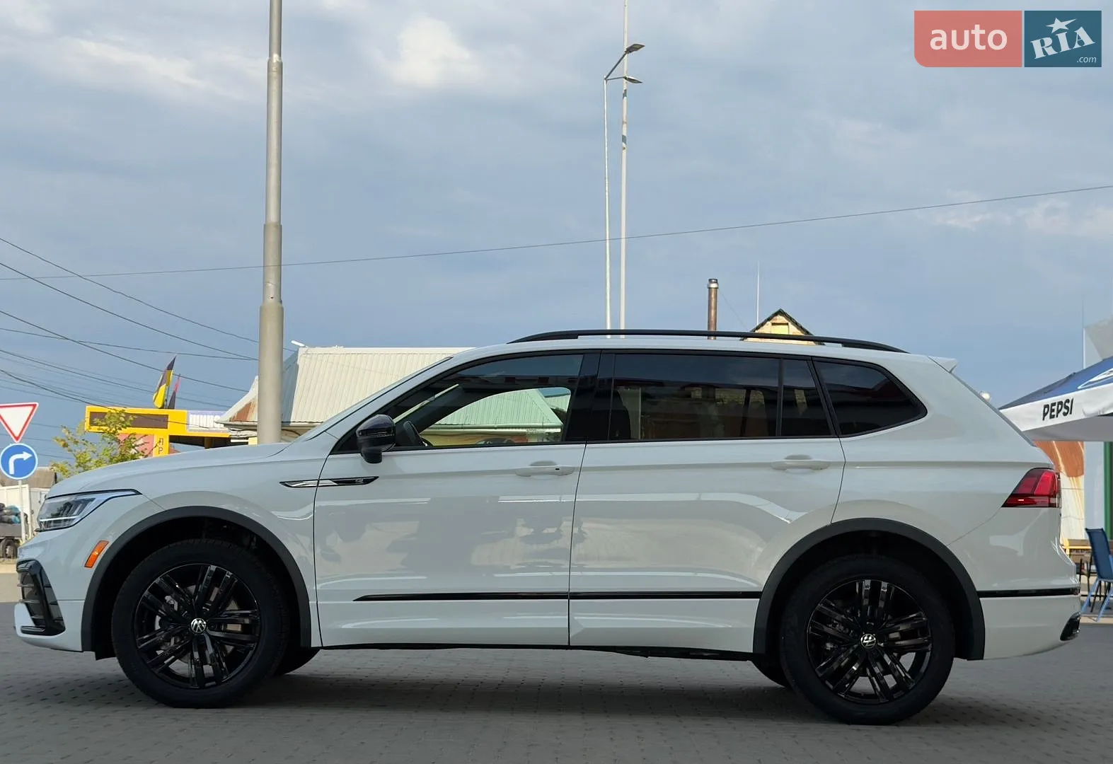 2021 Volkswagen Tiguan - мініатюра 29