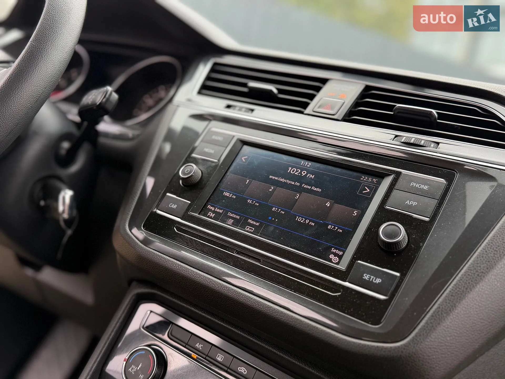 2018 Volkswagen Tiguan - мініатюра 39