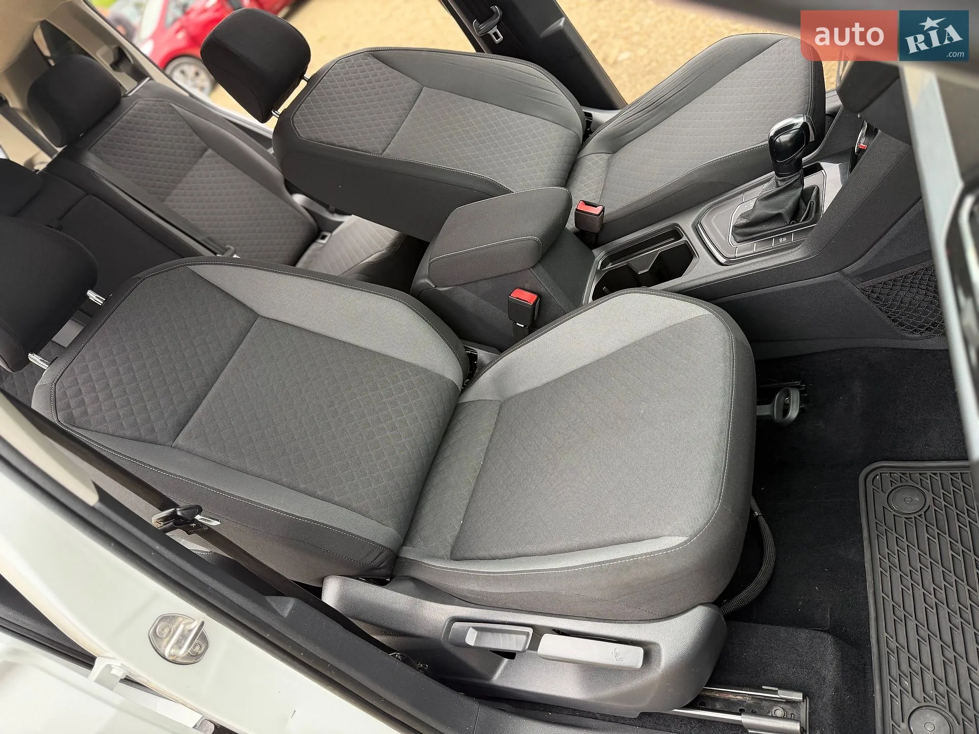 2018 Volkswagen Tiguan - мініатюра 42