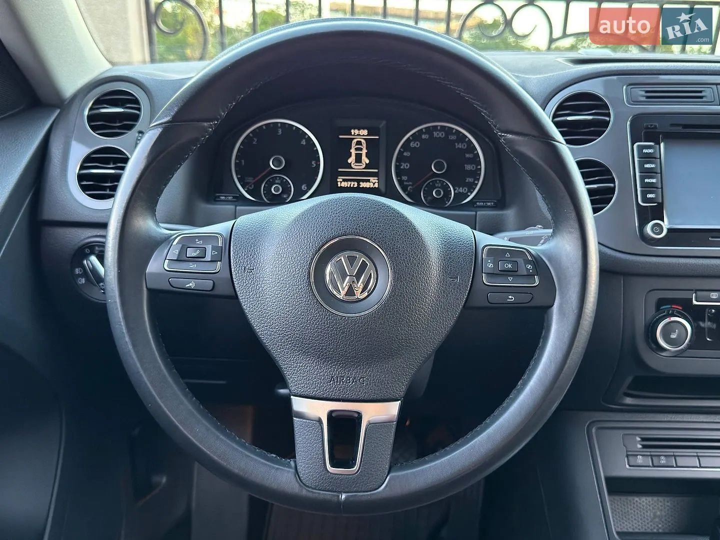 2014 Volkswagen Tiguan - мініатюра 42