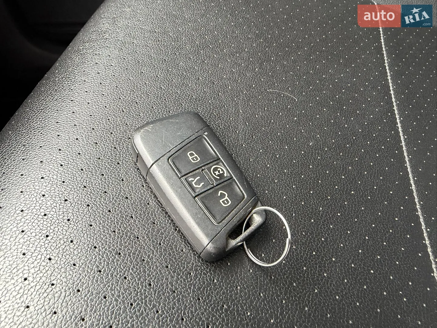 2017 Volkswagen Tiguan - мініатюра 39