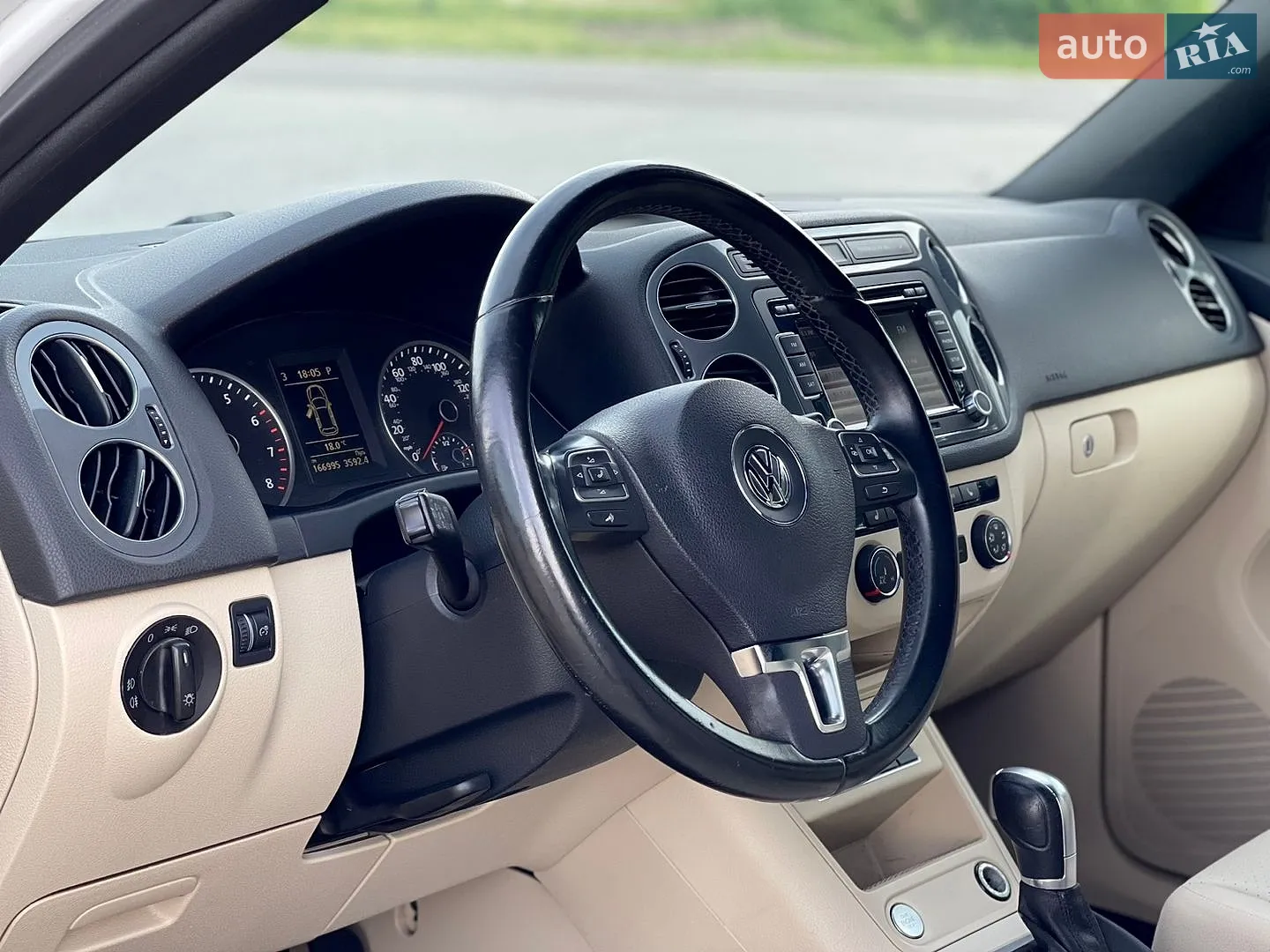 2014 Volkswagen Tiguan - мініатюра 13
