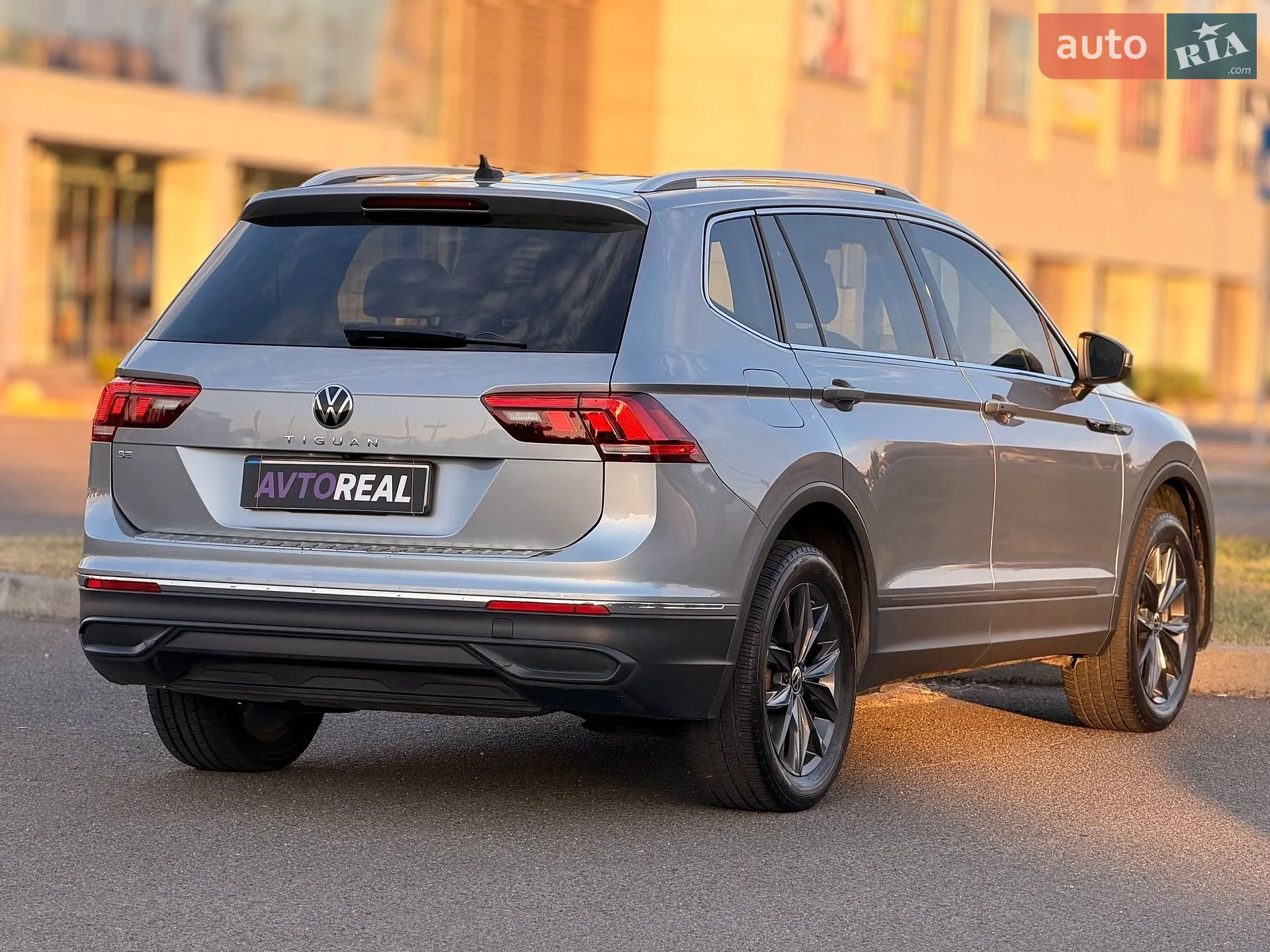 2022 Volkswagen Tiguan - мініатюра 19