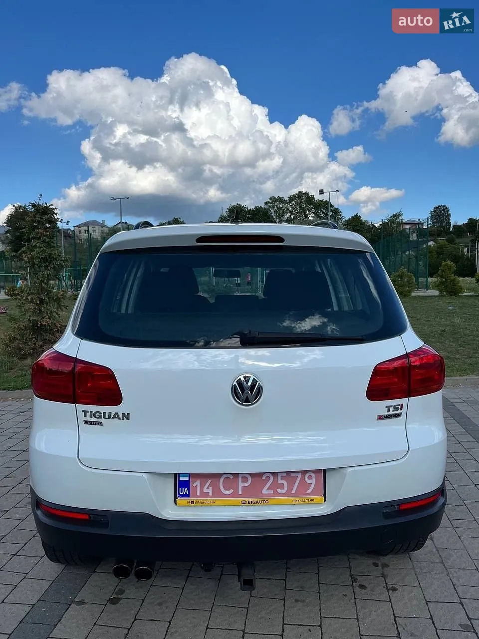 2017 Volkswagen Tiguan - мініатюра 11