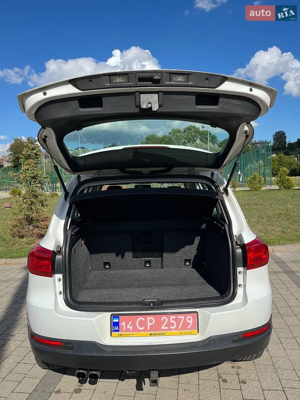 2017 Volkswagen Tiguan - мініатюра 13