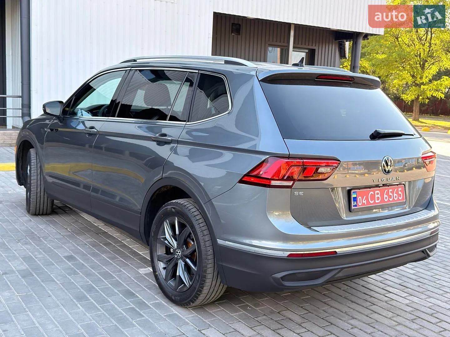 2022 Volkswagen Tiguan - мініатюра 12
