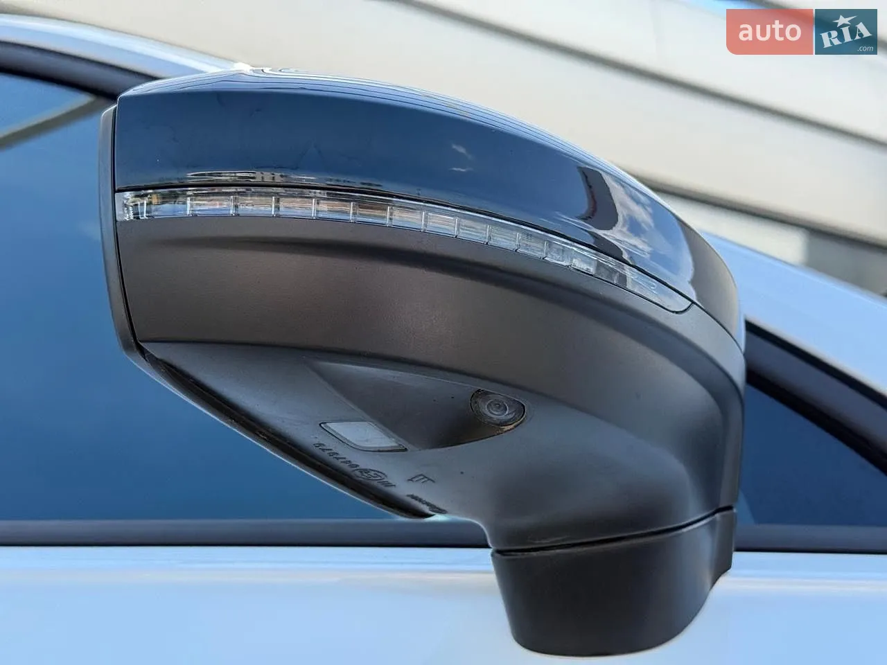 2023 Volkswagen Tiguan - мініатюра 15