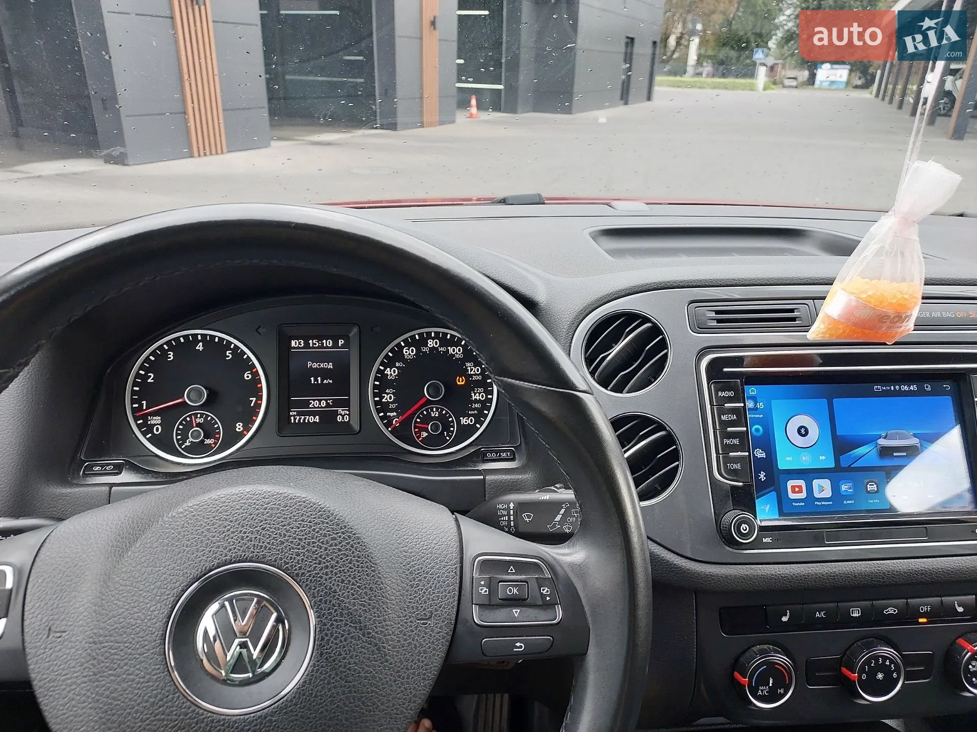 2014 Volkswagen Tiguan - мініатюра 11