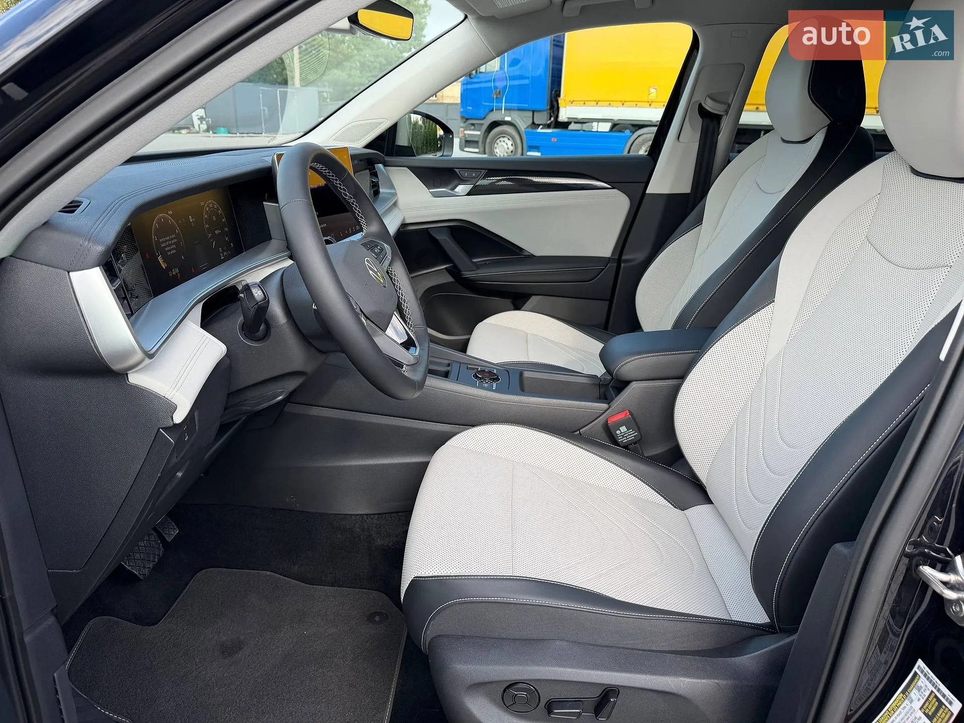 2025 Volkswagen Tiguan - мініатюра 17