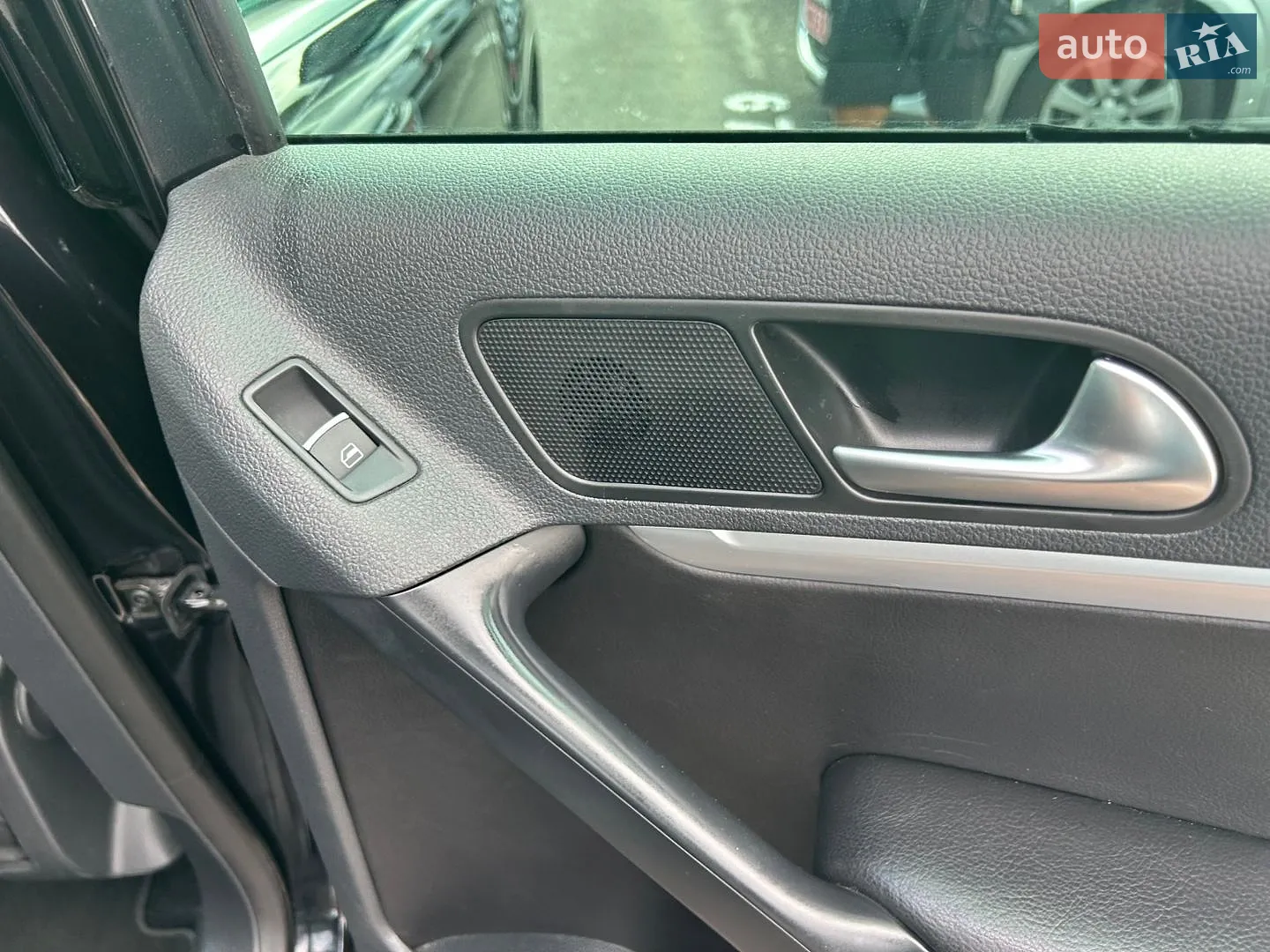 2013 Volkswagen Tiguan - мініатюра 63
