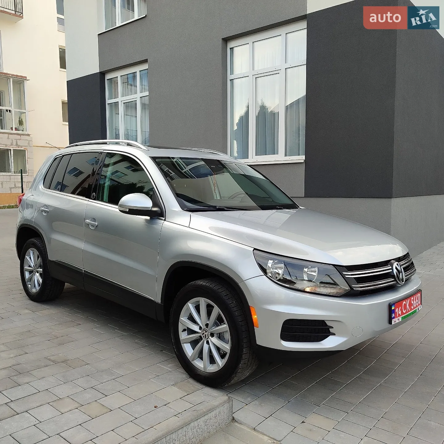 2017 Volkswagen Tiguan - мініатюра 38
