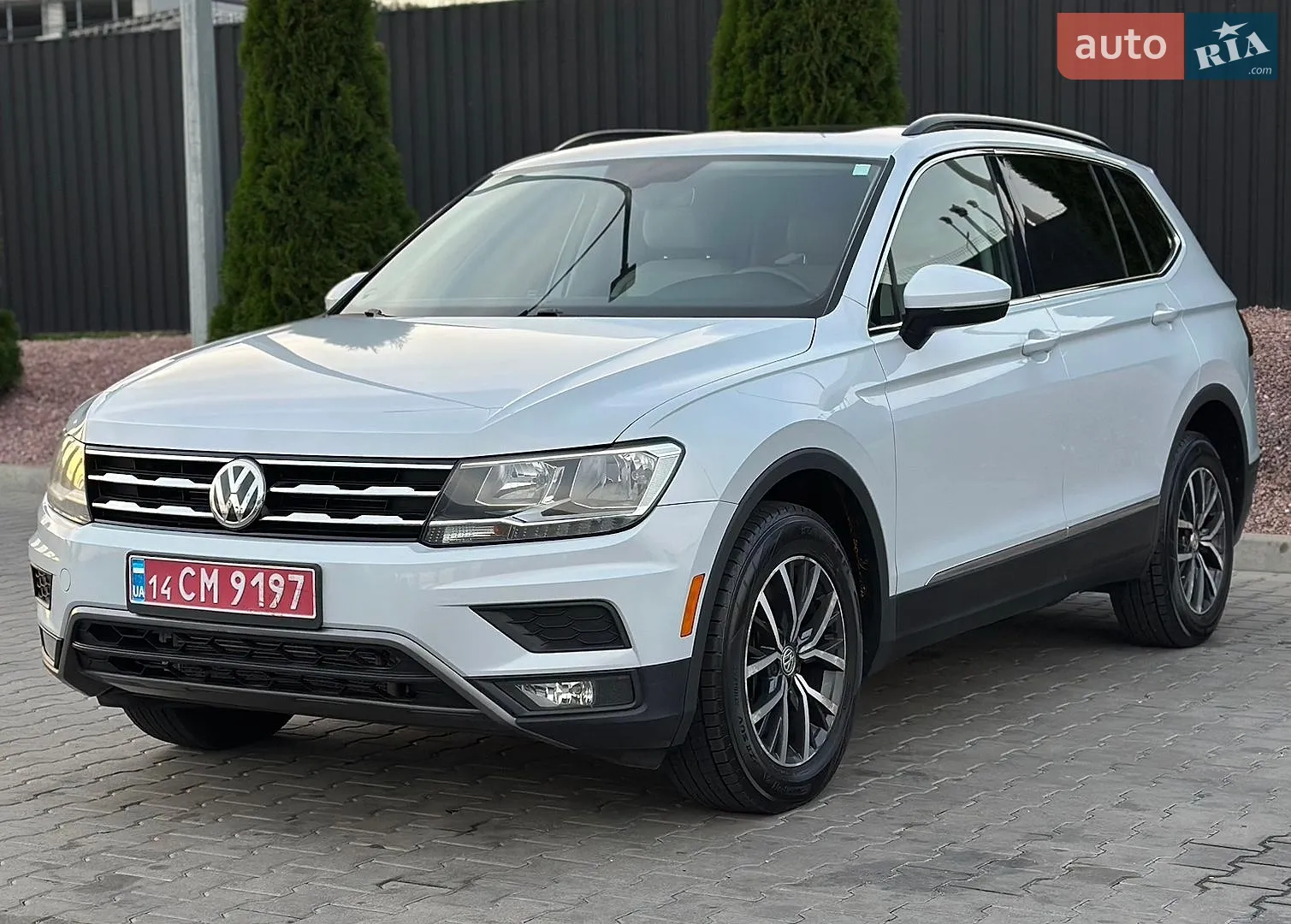 2017 Volkswagen Tiguan - мініатюра 3