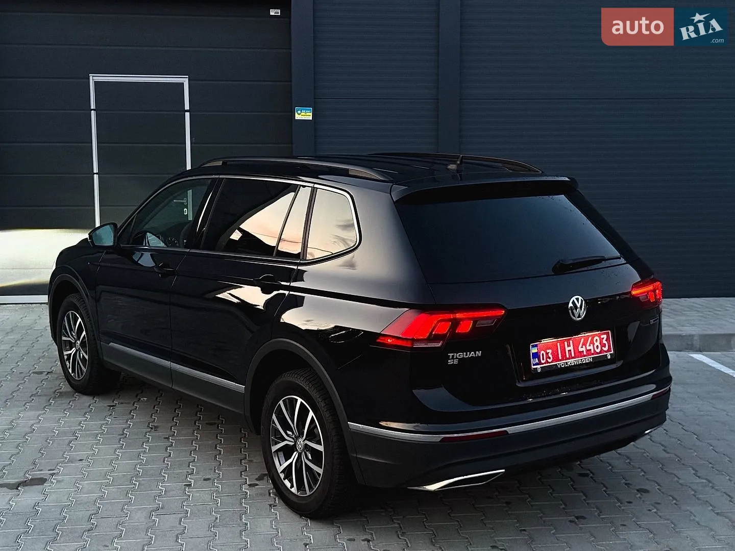 2020 Volkswagen Tiguan - мініатюра 24