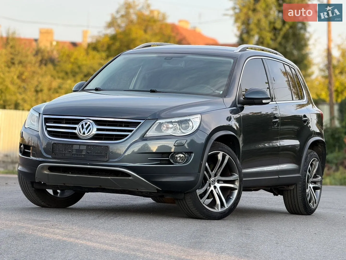 2011 Volkswagen Tiguan - фото 1