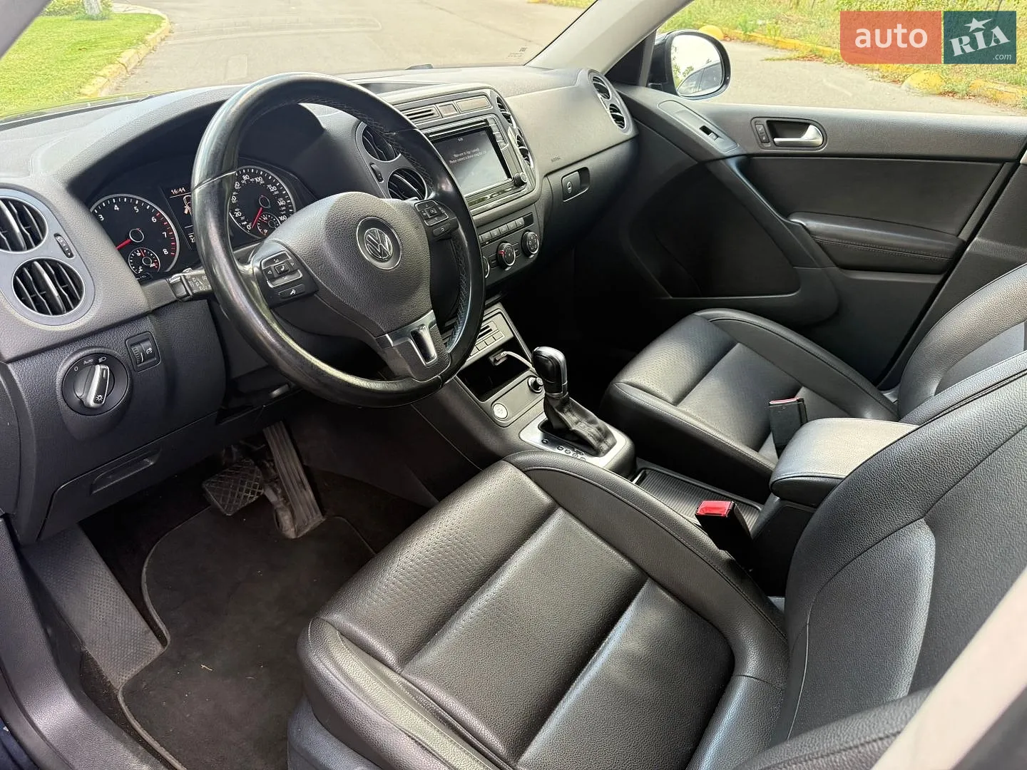 2016 Volkswagen Tiguan - мініатюра 8