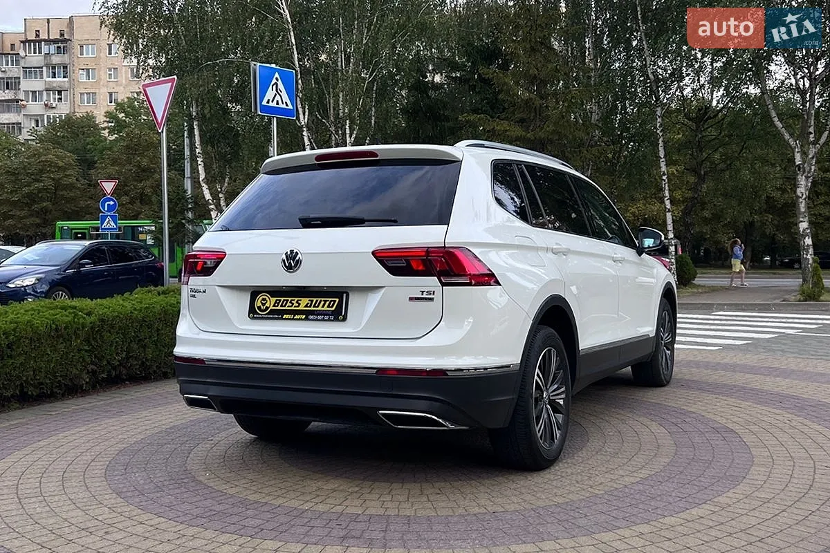 2017 Volkswagen Tiguan - мініатюра 9