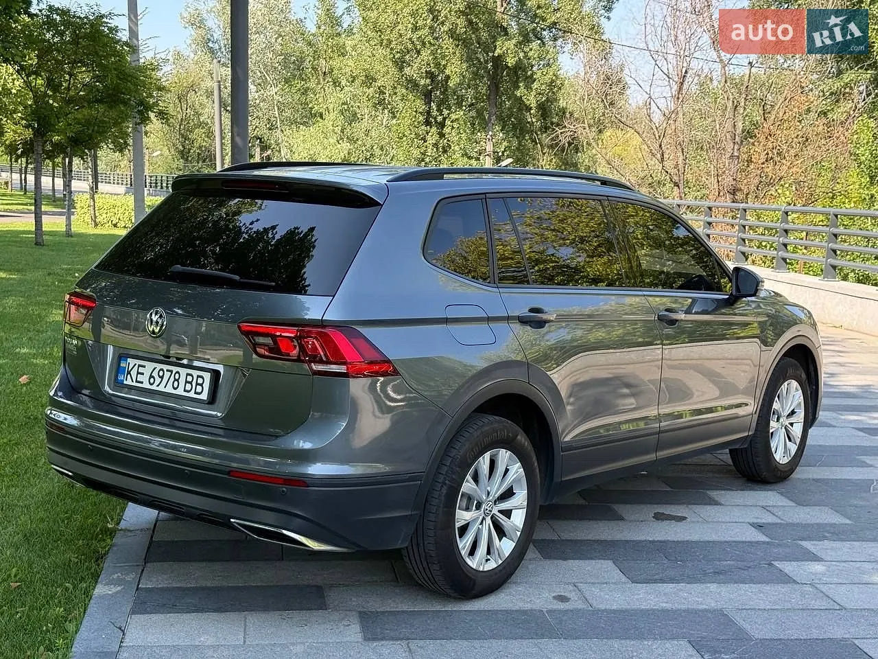 2018 Volkswagen Tiguan - мініатюра 4