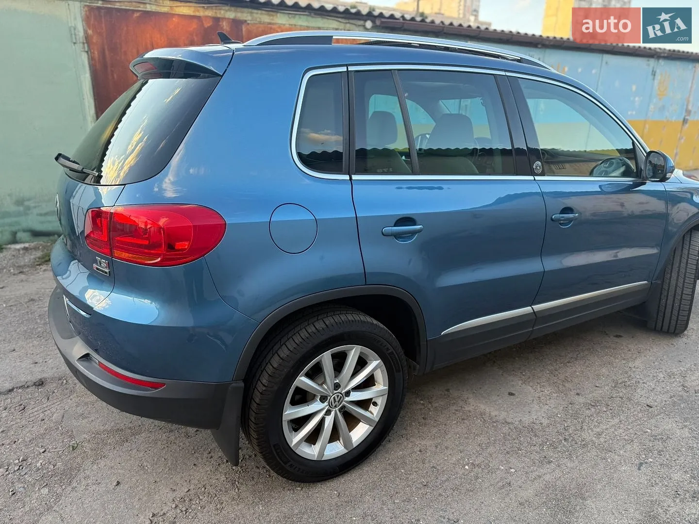 2017 Volkswagen Tiguan - мініатюра 9