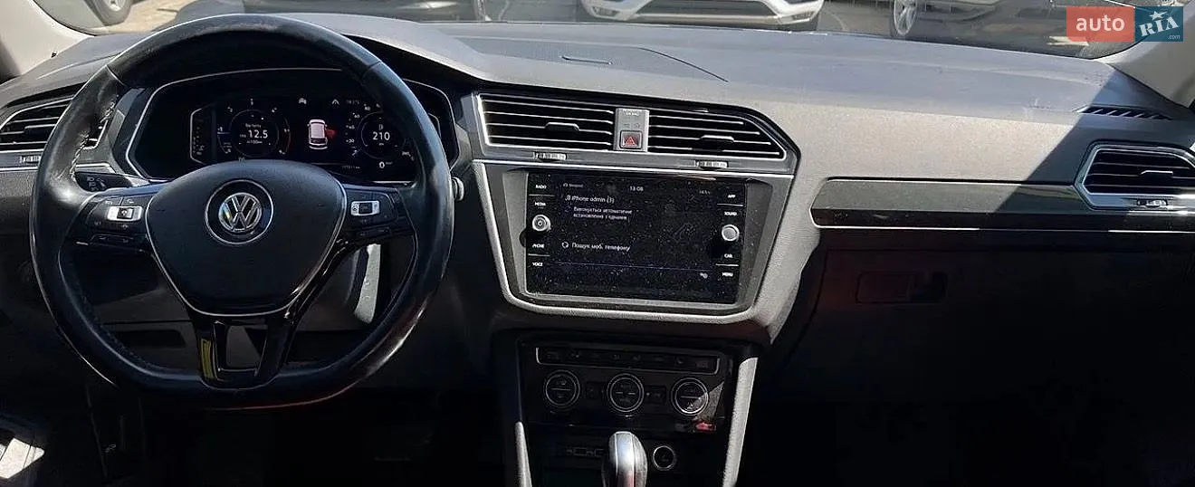 2020 Volkswagen Tiguan - мініатюра 21