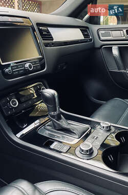 Внедорожник / Кроссовер Volkswagen Touareg R 2014 в 
