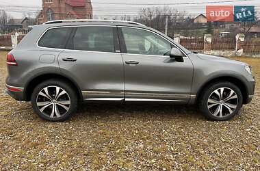 Внедорожник / Кроссовер Volkswagen Touareg R 2017 в 