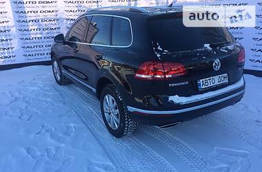 Внедорожник / Кроссовер Volkswagen Touareg 2016 в Киеве