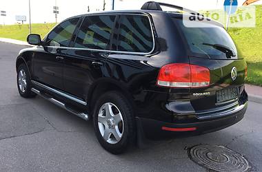 Внедорожник / Кроссовер Volkswagen Touareg 2005 в Киеве