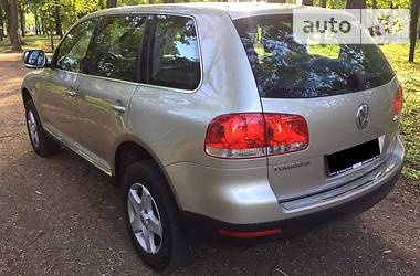 Внедорожник / Кроссовер Volkswagen Touareg 2006 в Днепре