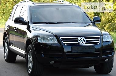 Внедорожник / Кроссовер Volkswagen Touareg 2004 в Ровно