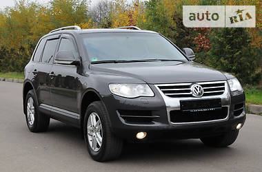 Внедорожник / Кроссовер Volkswagen Touareg 2009 в Ровно