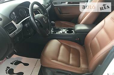 Внедорожник / Кроссовер Volkswagen Touareg 2012 в Одессе