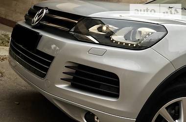 Внедорожник / Кроссовер Volkswagen Touareg 2013 в Днепре