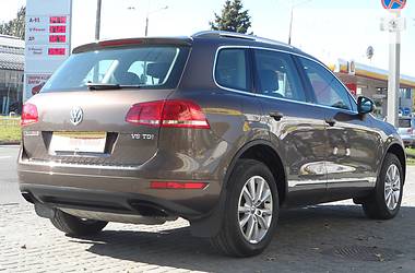 Внедорожник / Кроссовер Volkswagen Touareg 2012 в Днепре