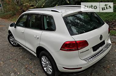 Внедорожник / Кроссовер Volkswagen Touareg 2011 в Днепре