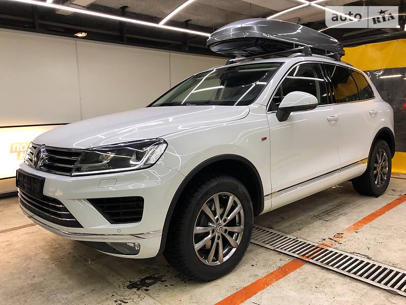 Внедорожник / Кроссовер Volkswagen Touareg 2018 в Киеве