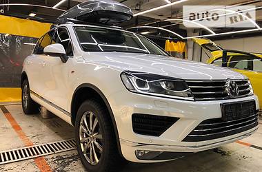 Внедорожник / Кроссовер Volkswagen Touareg 2018 в Киеве