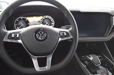 Внедорожник / Кроссовер Volkswagen Touareg 2018 в Житомире