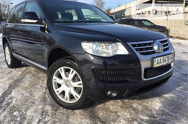 Внедорожник / Кроссовер Volkswagen Touareg 2008 в Киеве