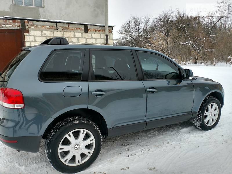 Позашляховик / Кросовер Volkswagen Touareg 2005 в 