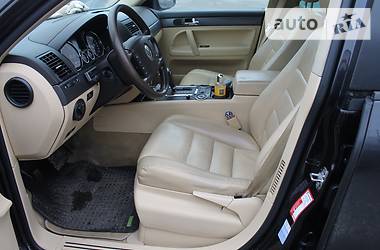 Внедорожник / Кроссовер Volkswagen Touareg 2005 в Николаеве