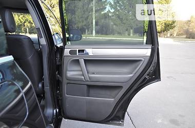 Внедорожник / Кроссовер Volkswagen Touareg 2007 в 