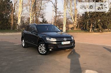 Внедорожник / Кроссовер Volkswagen Touareg 2013 в Николаеве