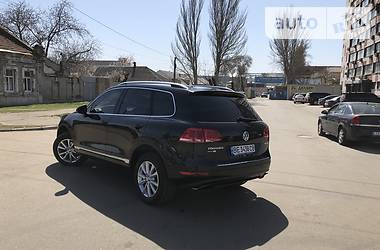 Внедорожник / Кроссовер Volkswagen Touareg 2013 в Николаеве