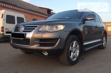 Внедорожник / Кроссовер Volkswagen Touareg 2007 в Ватутино